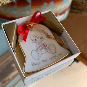 🎄Precious Moments baby’s first Christmas 1986 made in Japan